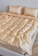 Conjunto de roupa de cama Tencel Cashew com detalhes em rosa - 4 peças