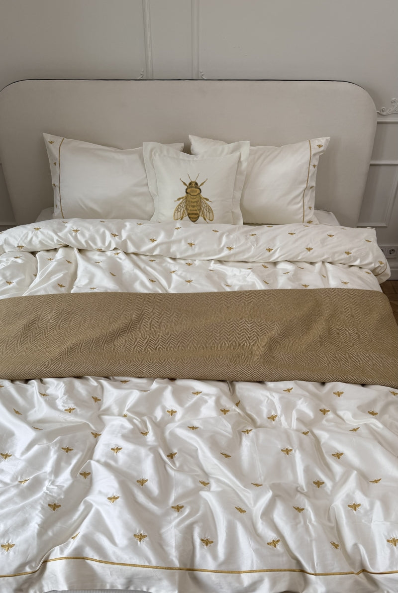 Conjunto de roupa de cama com estampa de abelhas - 4 peças