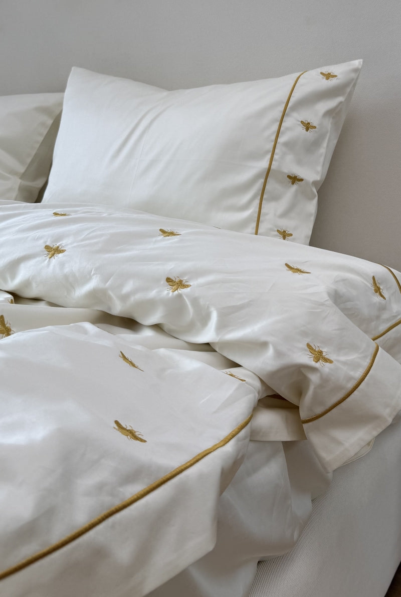 Conjunto de roupa de cama com estampa de abelhas - 4 peças